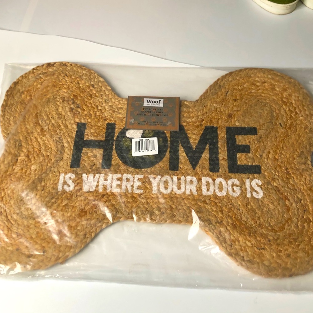 Woof & Co Set of 2 Pet Bowl Mats Welcome Mats